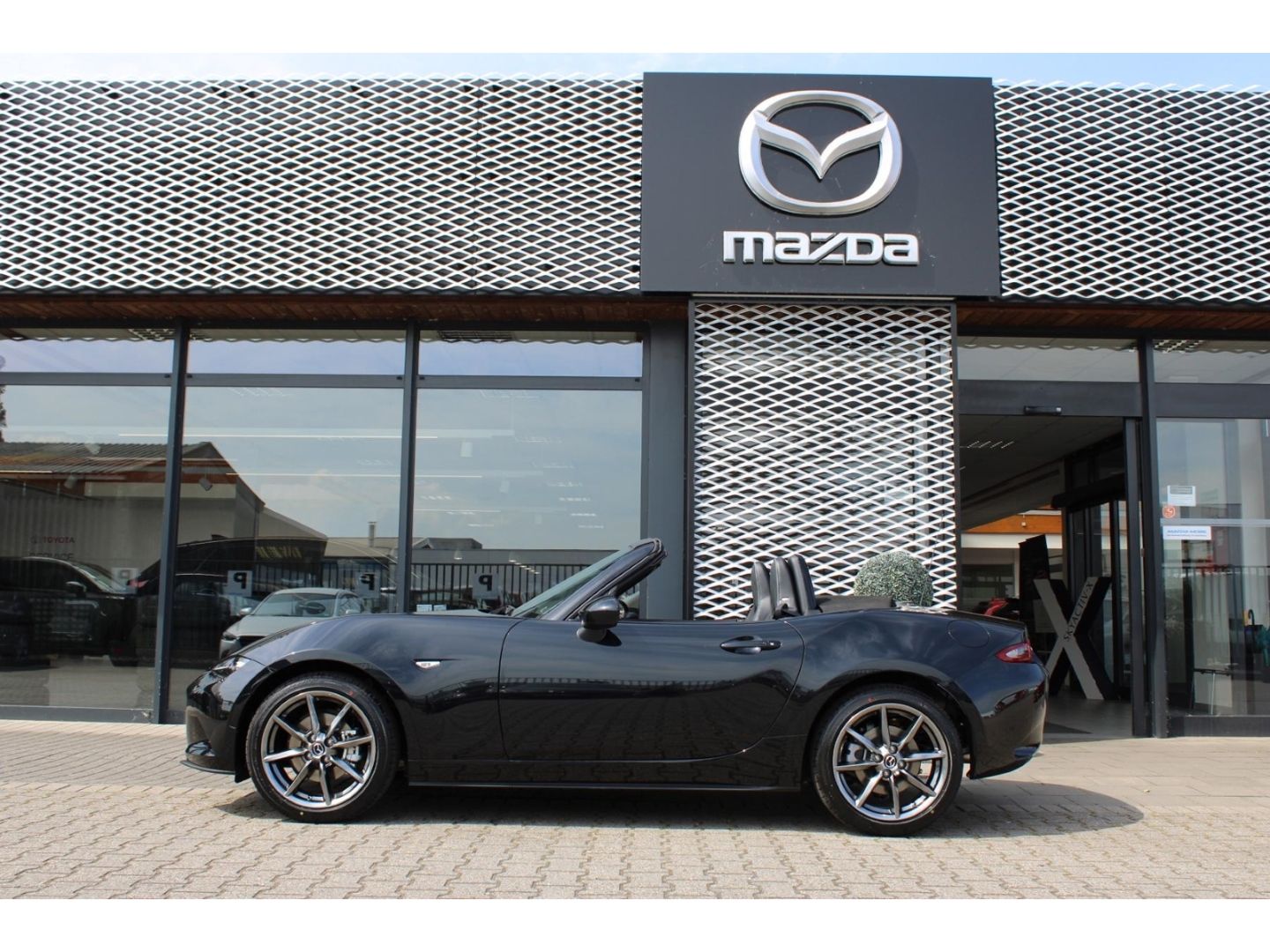 Mazda MX-5 SKY-G EXCLUSIVE+LEDER+GJ-RÄDER !!