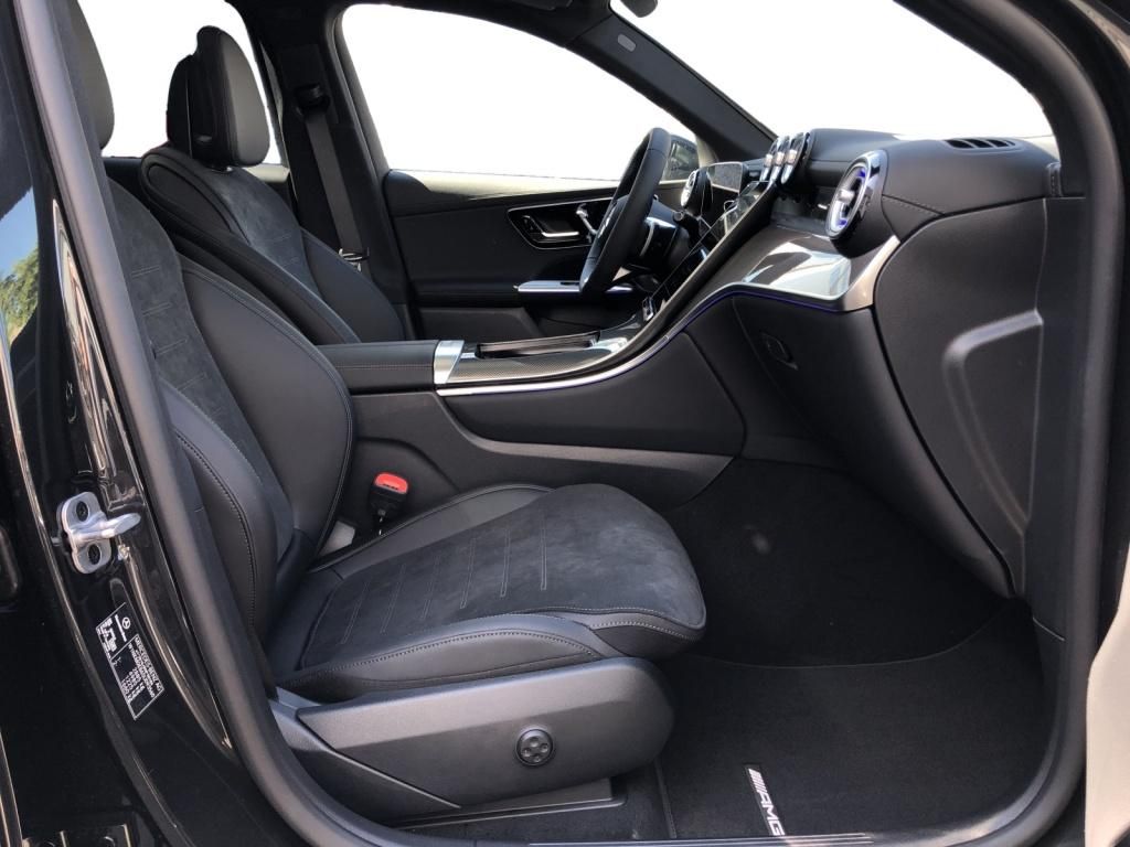 Mercedes-Benz GLC 300 de 4MATIC +MBUX+AMG+Pano+AHK+W-Paket+ACC