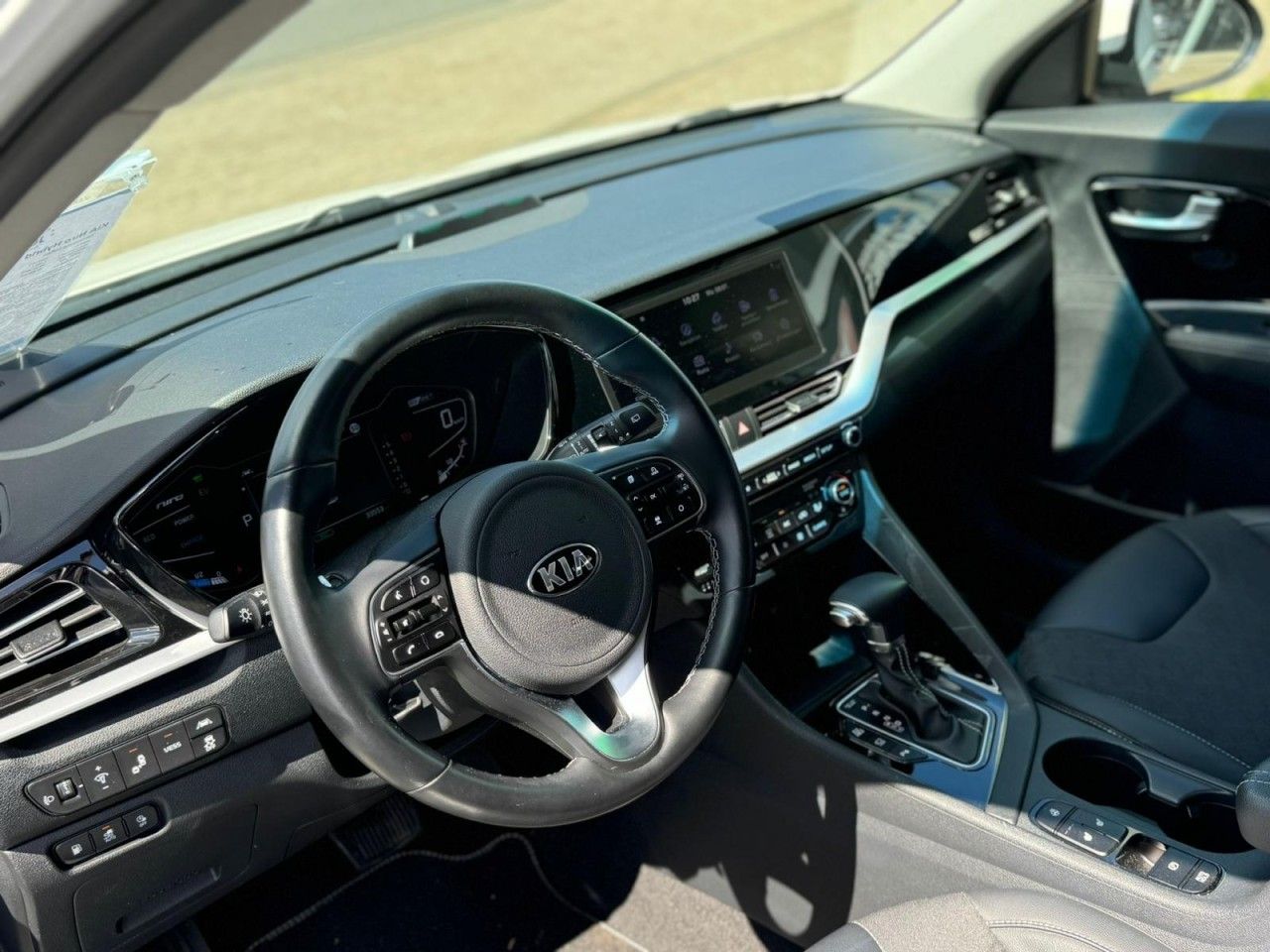Kia Niro PHEV 1.6 DCT Vision - Samsaru's Car Outlet