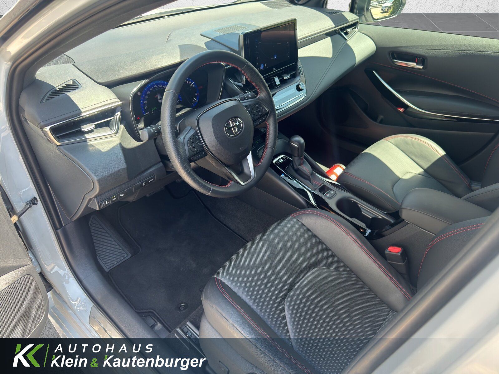 Toyota Corolla 2.0 Hyb. GR Sport Black - Samsaru's Car Outlet