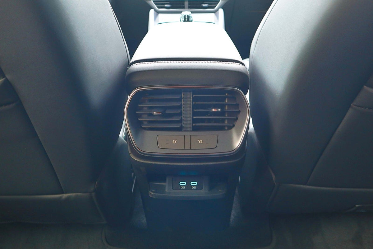 BYD Sealion 7