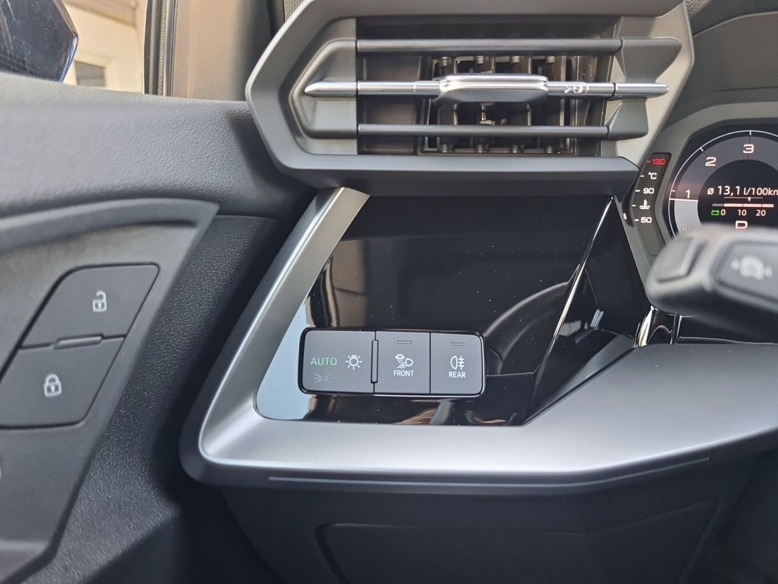 Audi A3 Sportback 30 TDI DSG S-Line/LED/DAB/DSP/Apple