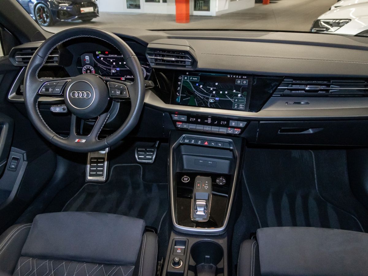 Audi A3 Lim 35 TFSI S line - Samsaru's Car Outlet