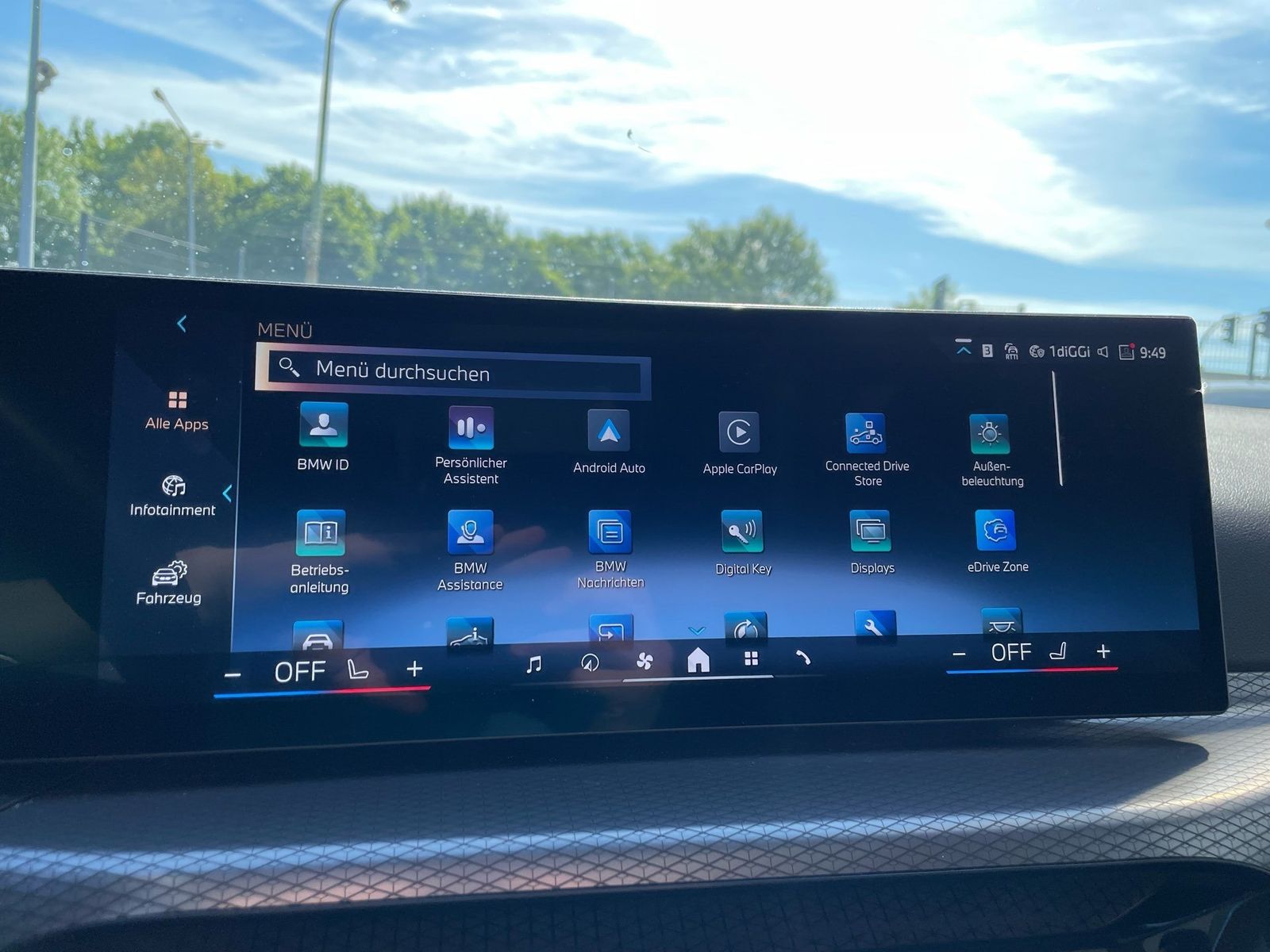 BMW 330e xDrive Tour M Sport || AHK Pano ACC 360 H&K