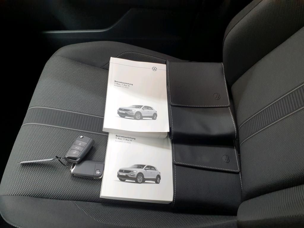 Volkswagen T-Roc Life 1.0 TSI - Samsaru's Car Outlet