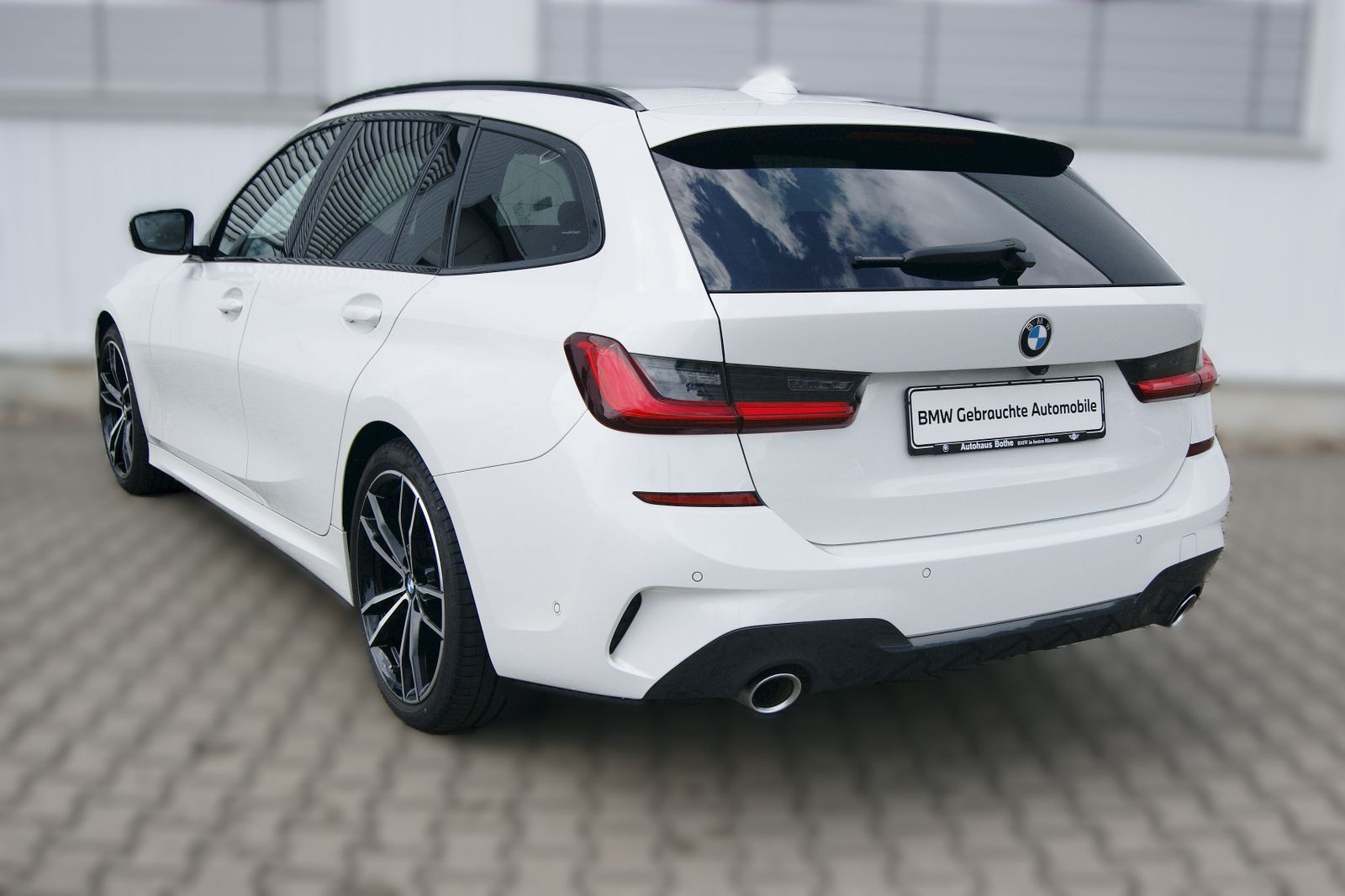 BMW 320d xDrive M Sport - Samsaru's Car Outlet