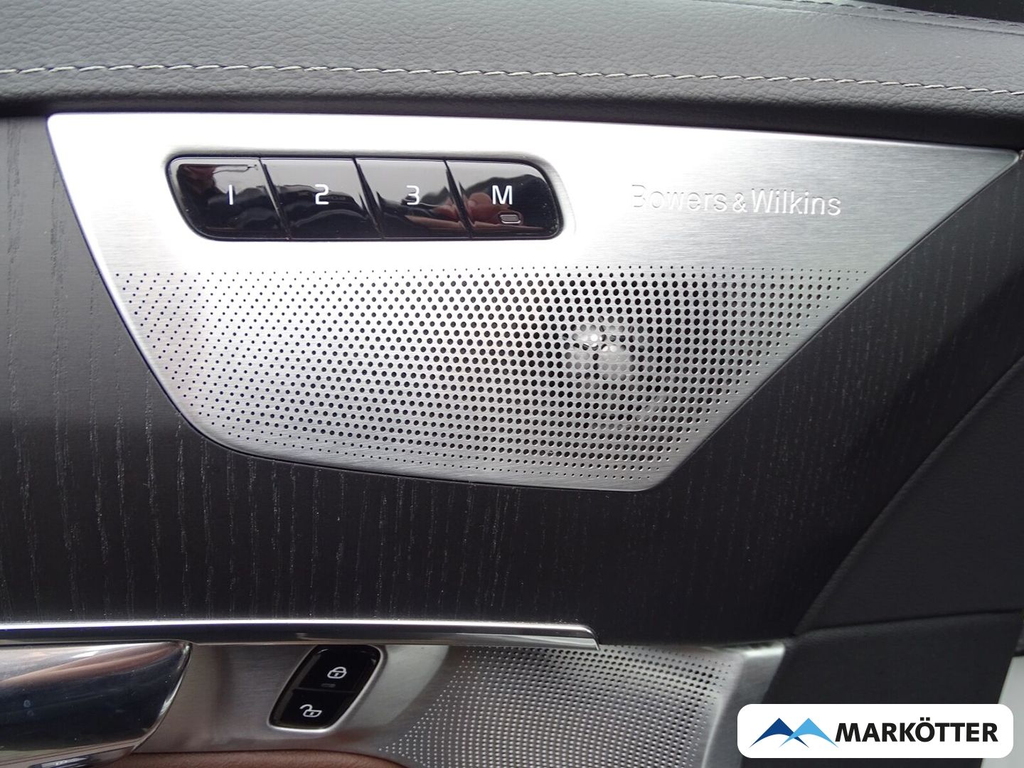 Volvo XC90 Inscription Recharge Plug-In Hybrid AWD 7-S