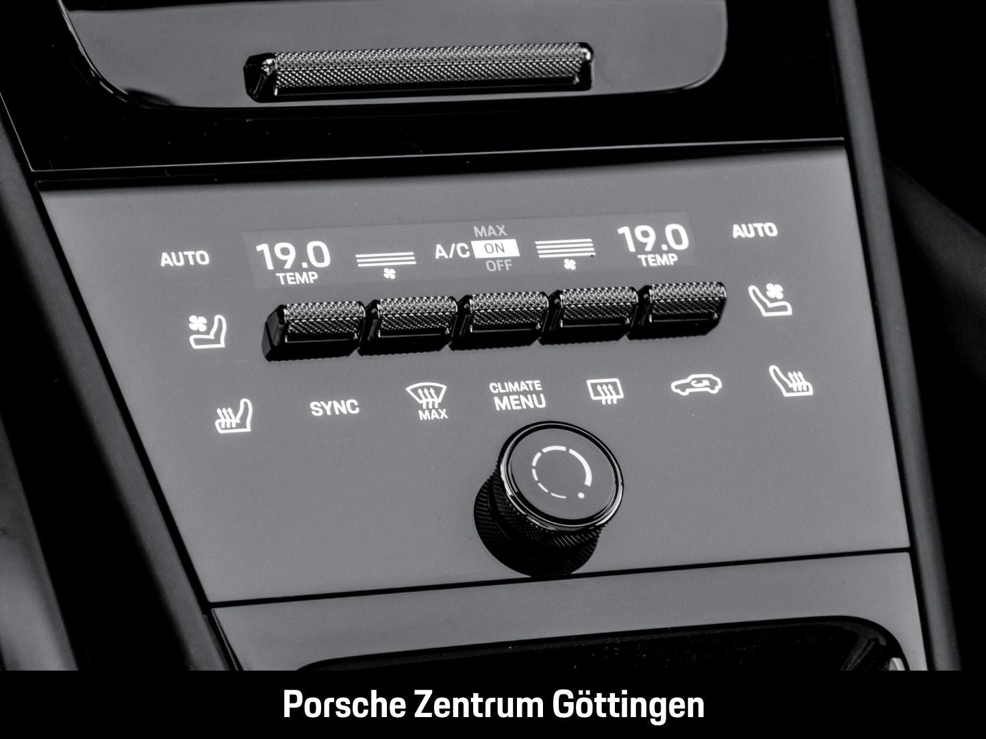 Porsche Cayenne GTS Coupe BOSE InnoDrive Surround-View