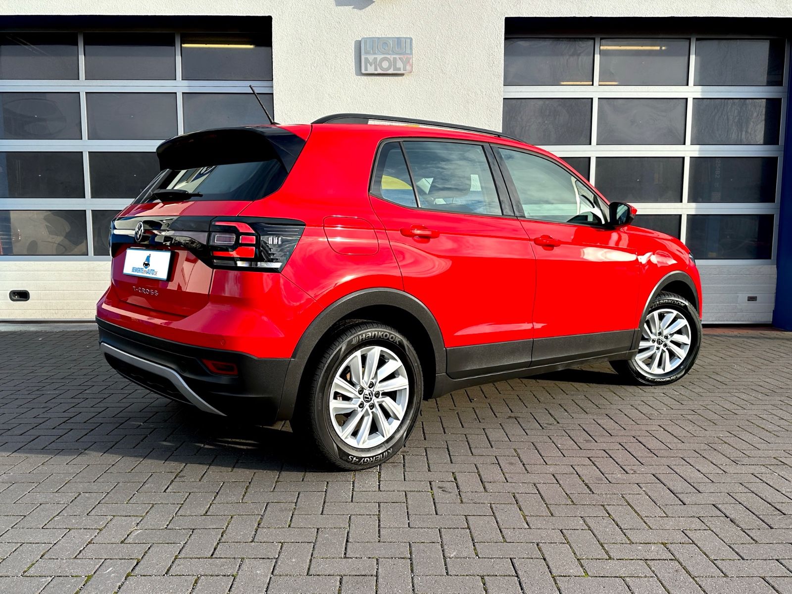 Volkswagen T-Cross 1.0 TSI Life - Samsaru's Car Outlet