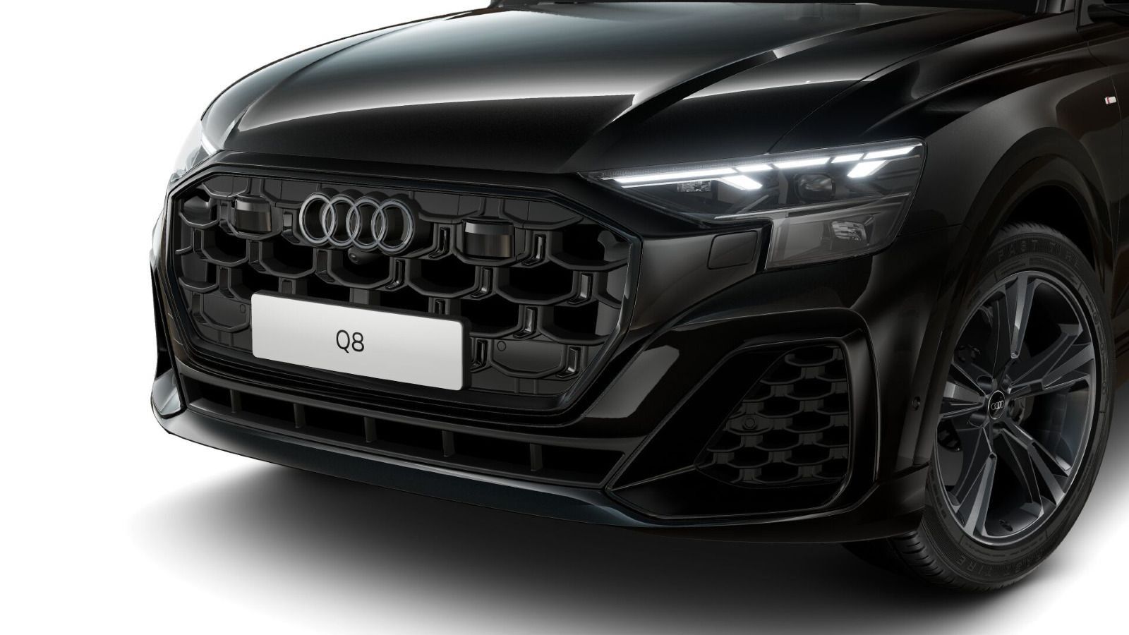 Audi Q8 55 TFSI QUATTRO S LINE - Samsaru's Car Outlet