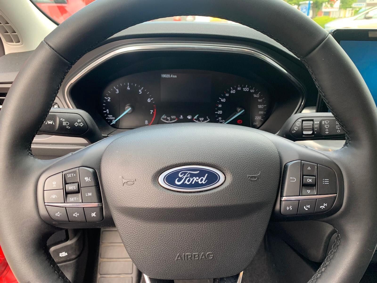 Ford Focus Turnier Titanium MHEV ACC Kamera