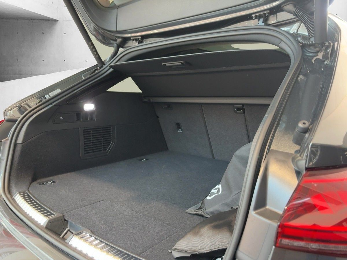 Audi A5 Avant e-Hybrid qu S-Line AHK-VORB. HuD PANO