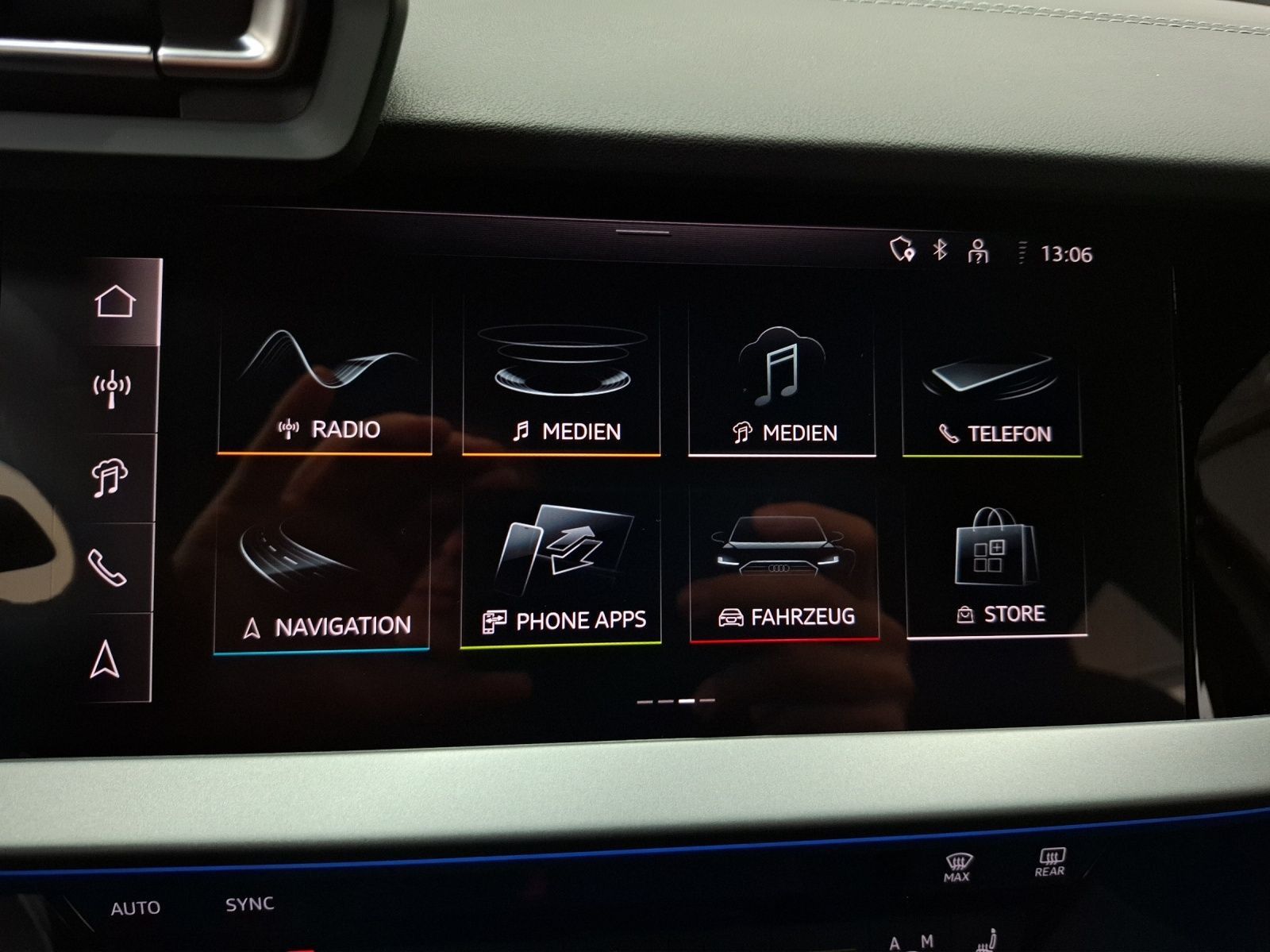 Audi A3 Sportback TFSIe S LINE MATRIX NAVI+ SONOS PAN