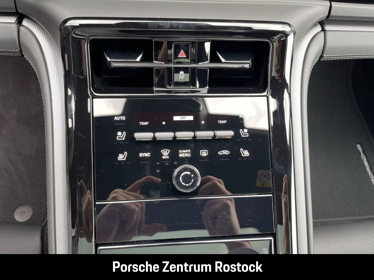 Porsche Panamera 4 E-Hybrid Active-Ride Burmester