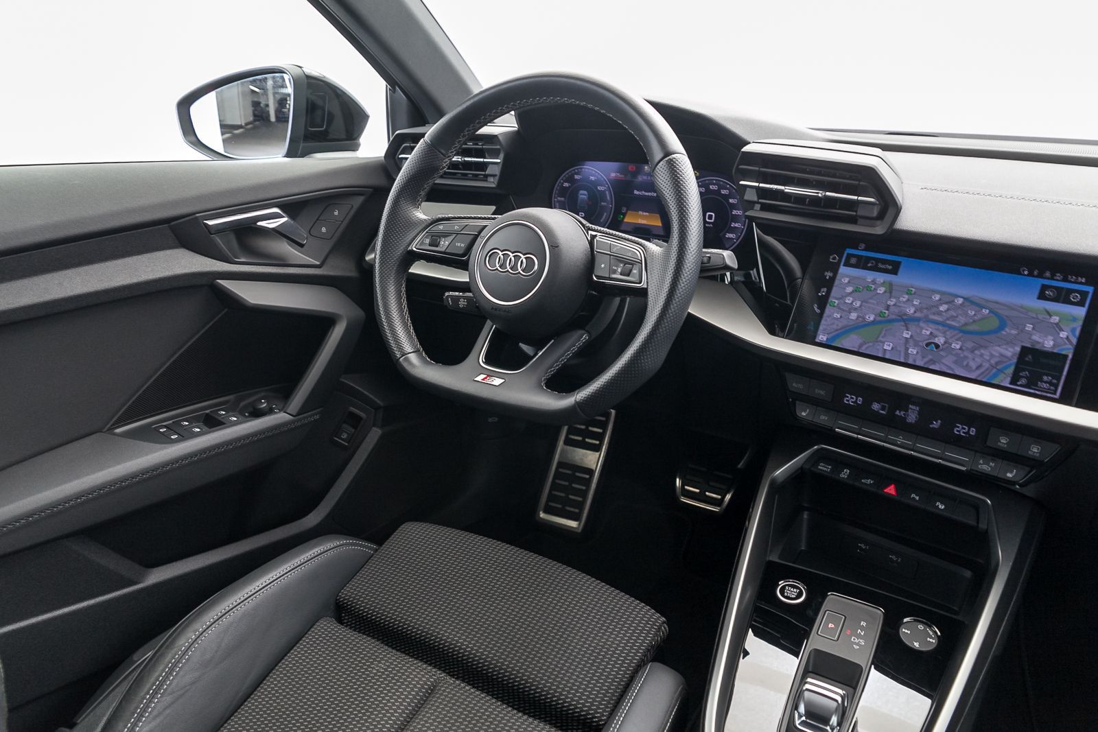 Audi A3 Sportback TFSI e S line - Samsaru's Car Outlet