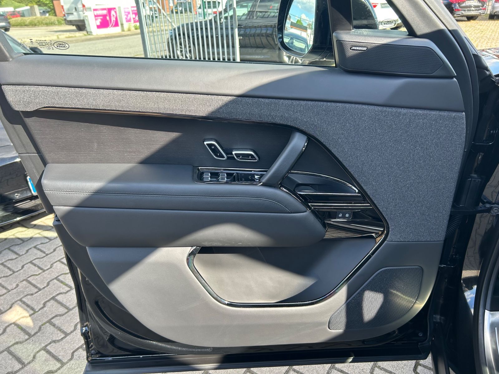 Range Rover Sport Autobiography - Samsaru's Car Outlet