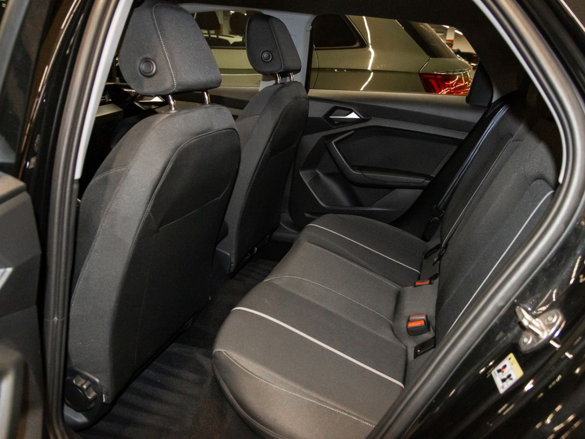 Audi A1 Sportback Advanced 25 TFSI S tronic - Samsaru's Car Outlet