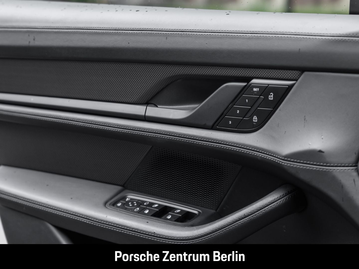 Porsche Taycan Turbo S Sport Turismo BOSE LED-Matrix