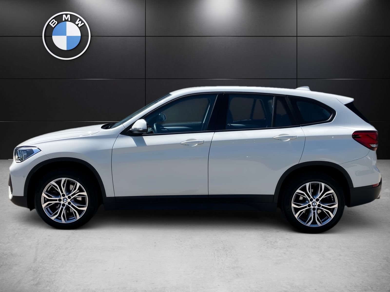 BMW X1 xDrive20d Advantage - Samsaru's Car Outlet