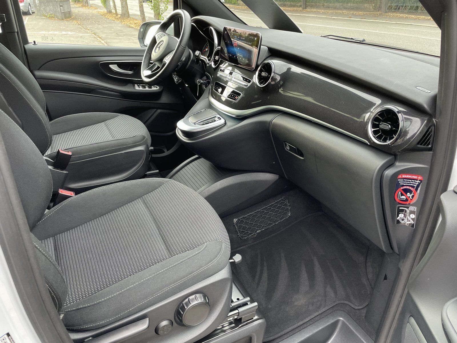 Mercedes-Benz V 220 d 4MATIC ED - Samsaru's Car Outlet