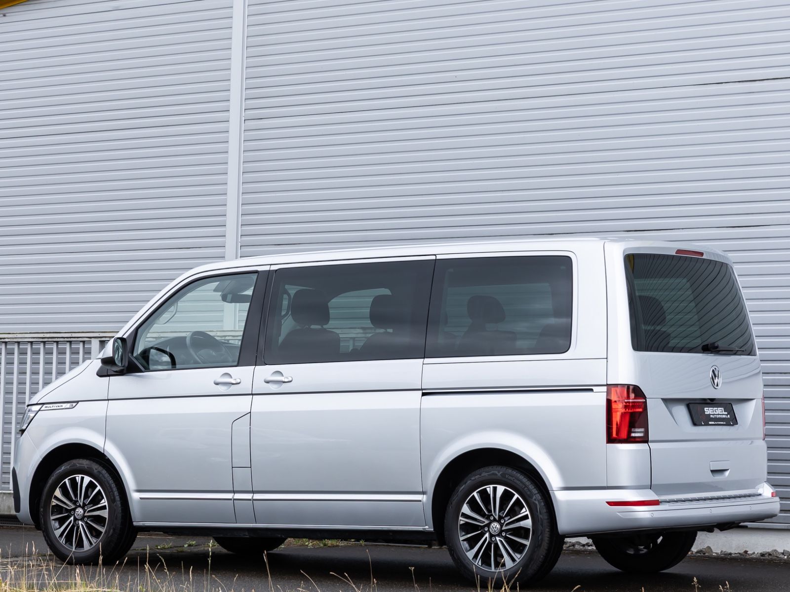 Volkswagen T6 Multivan - Samsaru's Car Outlet