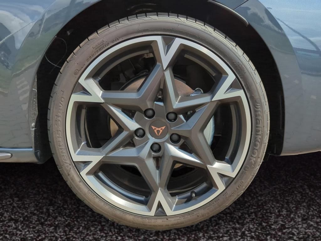Cupra Leon SP 1.5eTSI 150PS DSG - Samsaru's Car Outlet