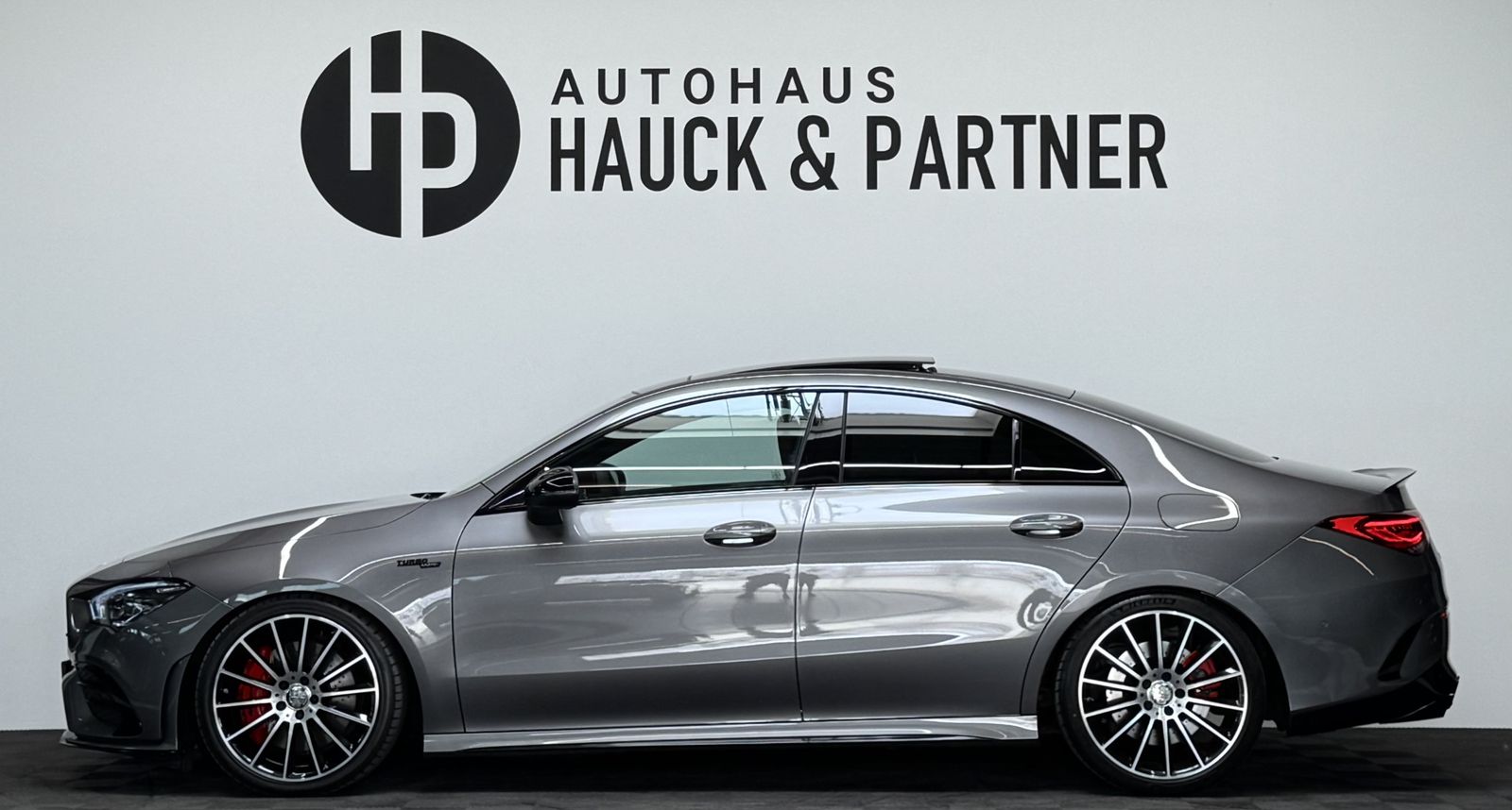 Mercedes-Benz CLA 35 AMG 4M - Samsaru's Car Outlet