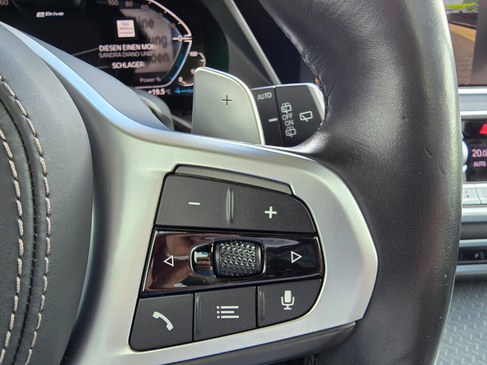 BMW X5 xDrive 45e M Sport*AHK,Sky-Lounge,Laser,360°