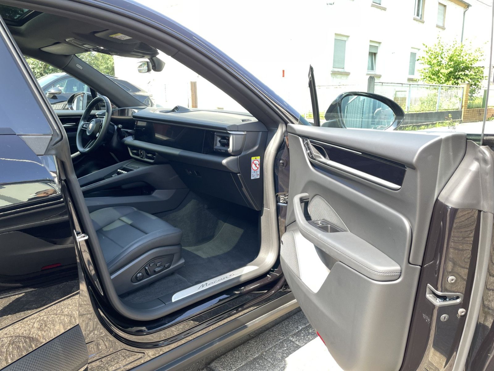 Porsche Macan 4 |ACC|22"|Pano|3.Disp|SportChro|PASM|360°