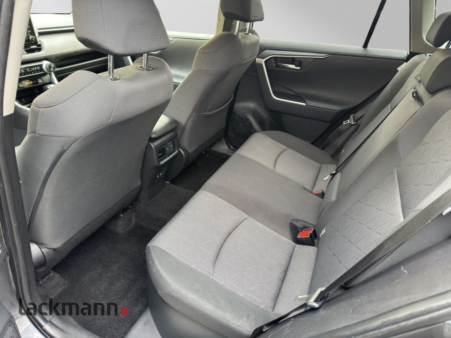 Toyota RAV 4 2.5 Hybrid 4x4 Team - Samsaru's Car Outlet