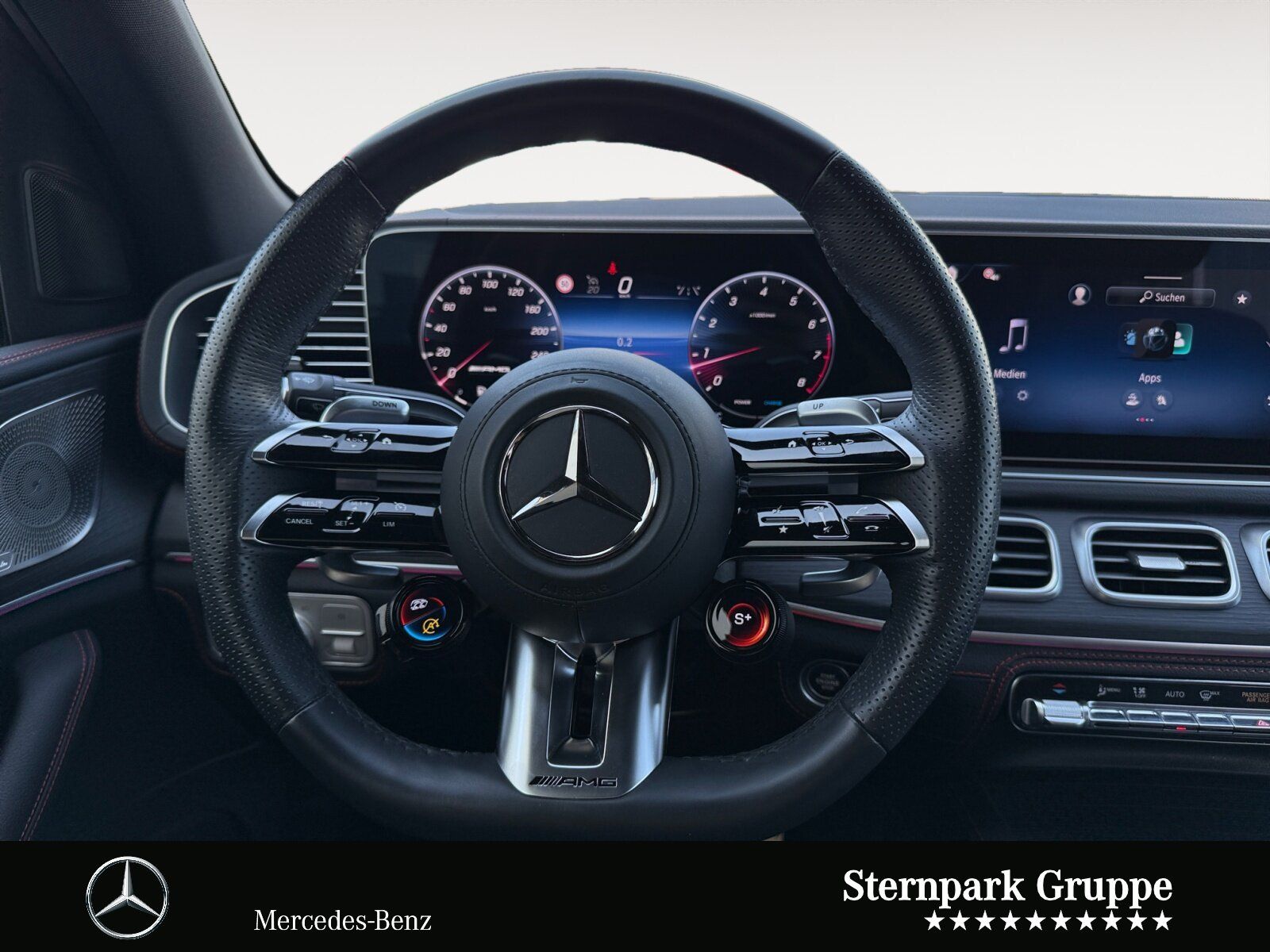 Mercedes-Benz GLE 53 4M AMG +Pano+Night+AIRMATIC+Memory+360°+