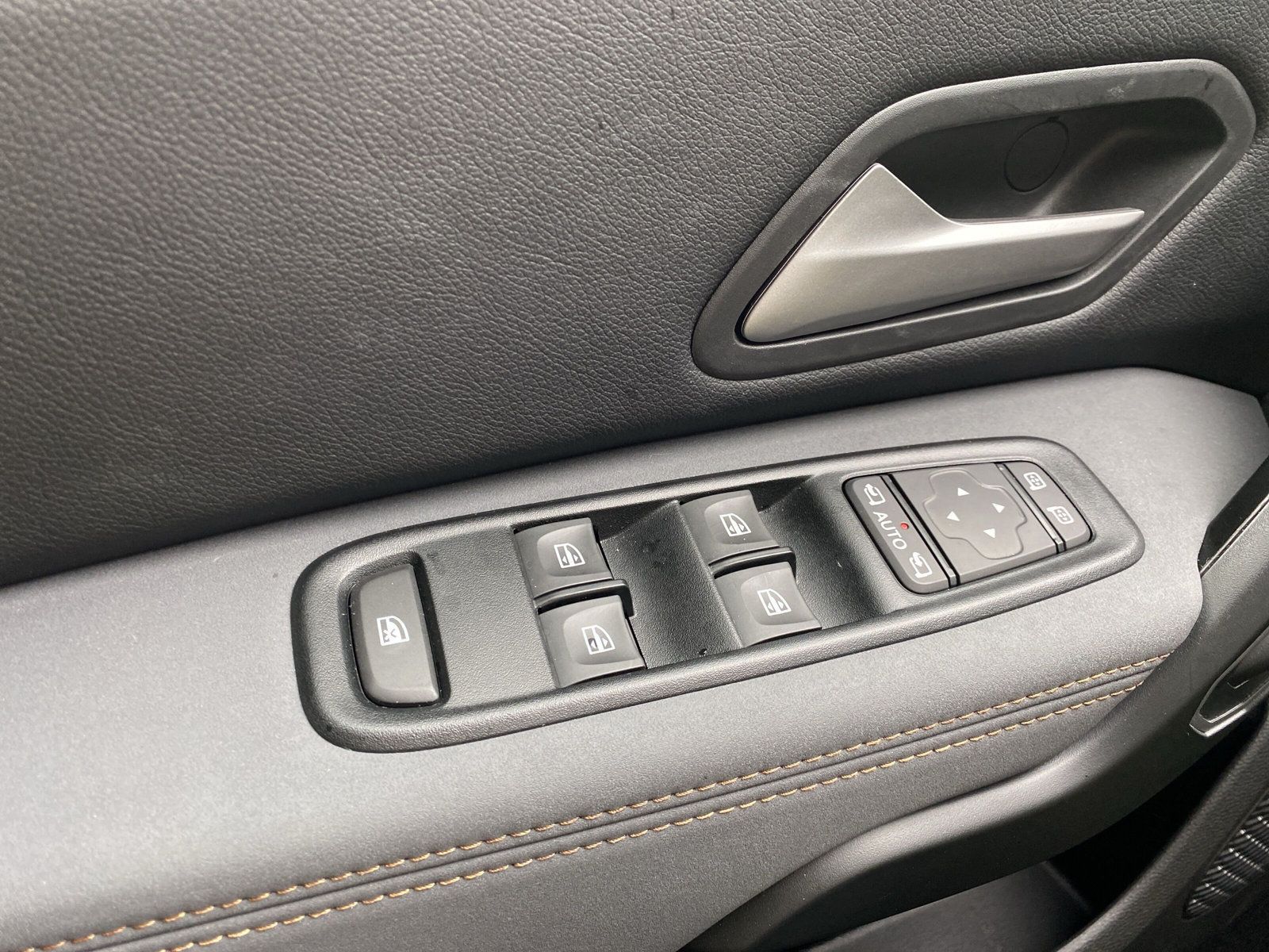 Dacia Duster Extreme TCe 150 EDC - Samsaru's Car Outlet