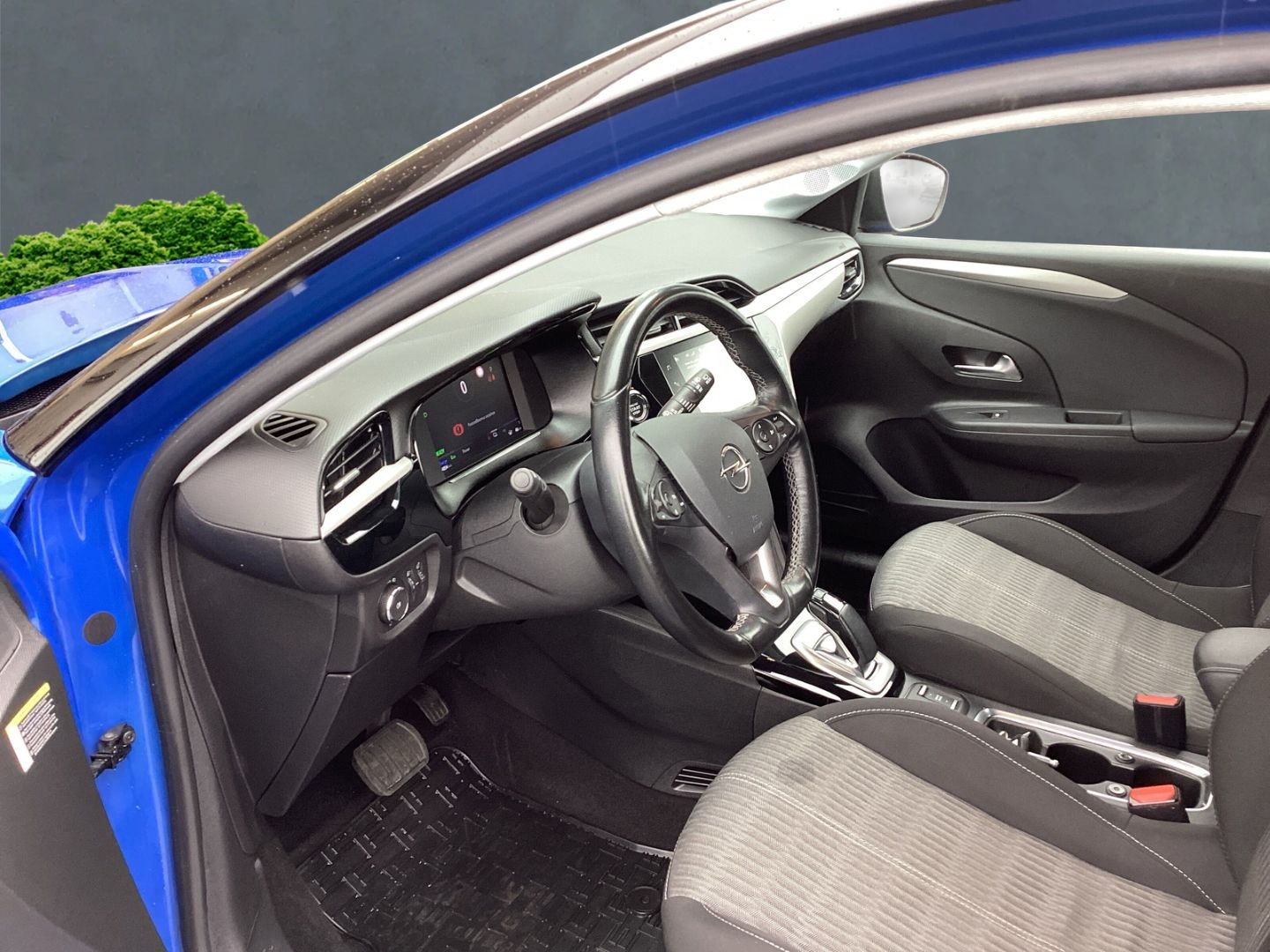 Opel Corsa-e Corsa e Edition - Samsaru's Car Outlet