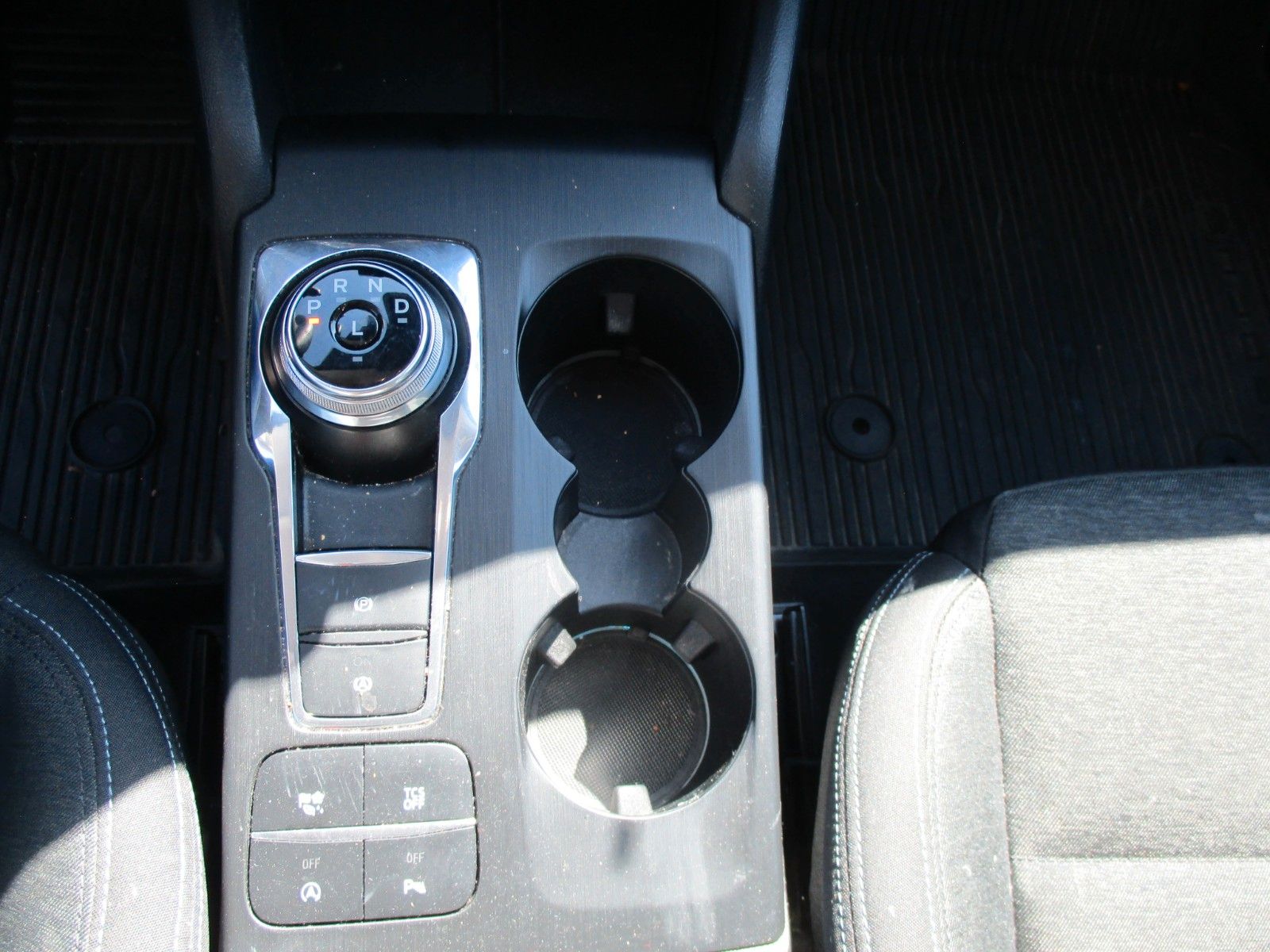 Ford Focus Turnier 1.0 EcoBoost ACTIVE - Samsaru's Car Outlet