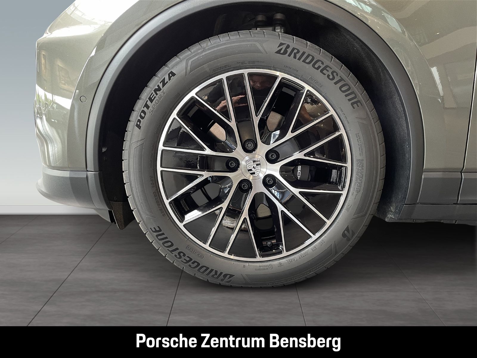 Porsche Macan 4 Electric
