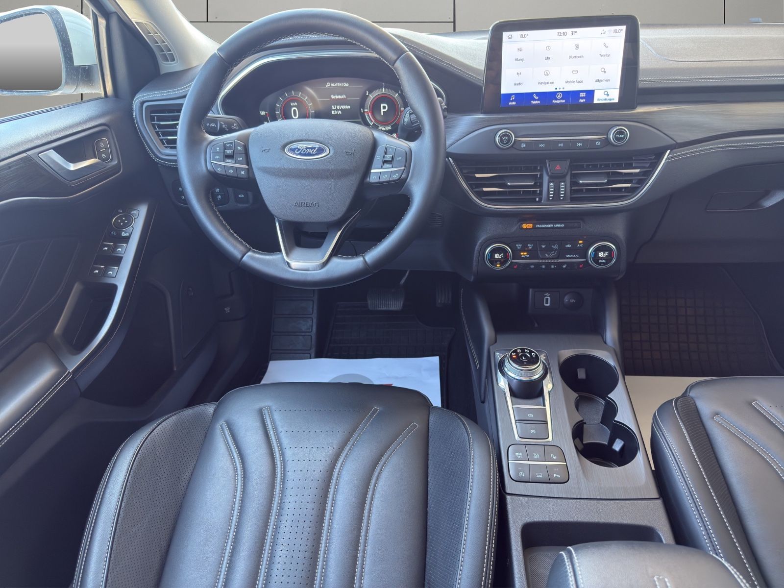 Ford Focus 2.0 Vignale - Samsaru's Car Outlet