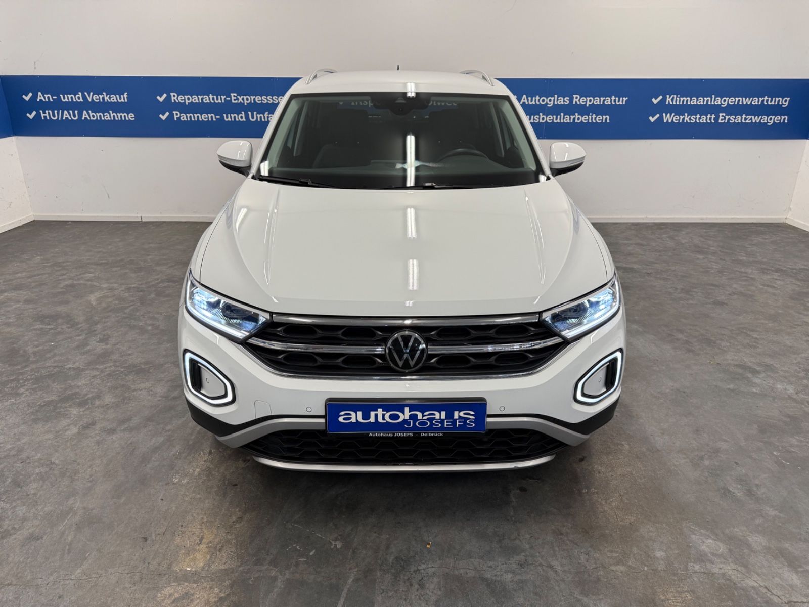 Volkswagen T-Roc 2.0 TDI DSG VirtuCock - Samsaru's Car Outlet