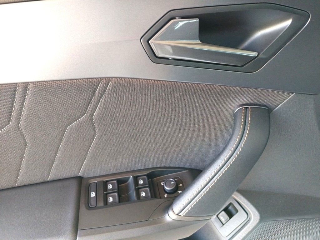 Cupra Leon Sportstourer 1.5 eTSI DSG FACELIFT - Samsaru's Car Outlet