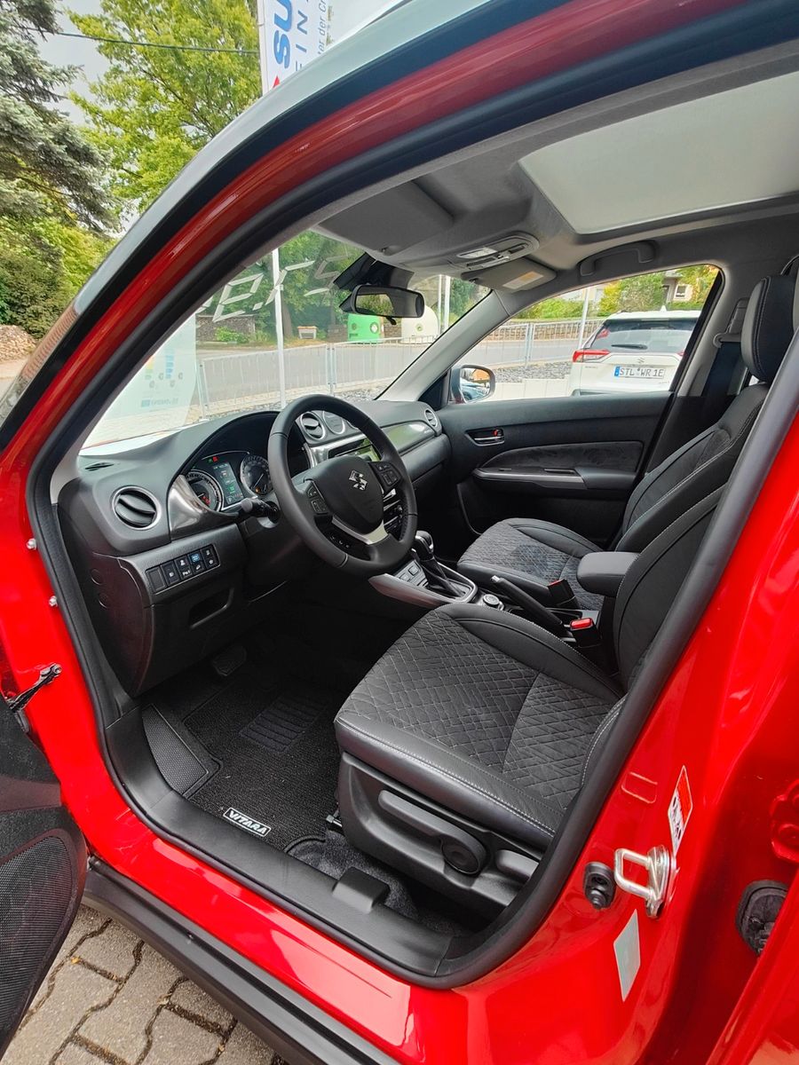 Suzuki Vitara 1.5 DUALJET Hybrid Comfort+ AGS Allgrip - Samsaru's Car Outlet