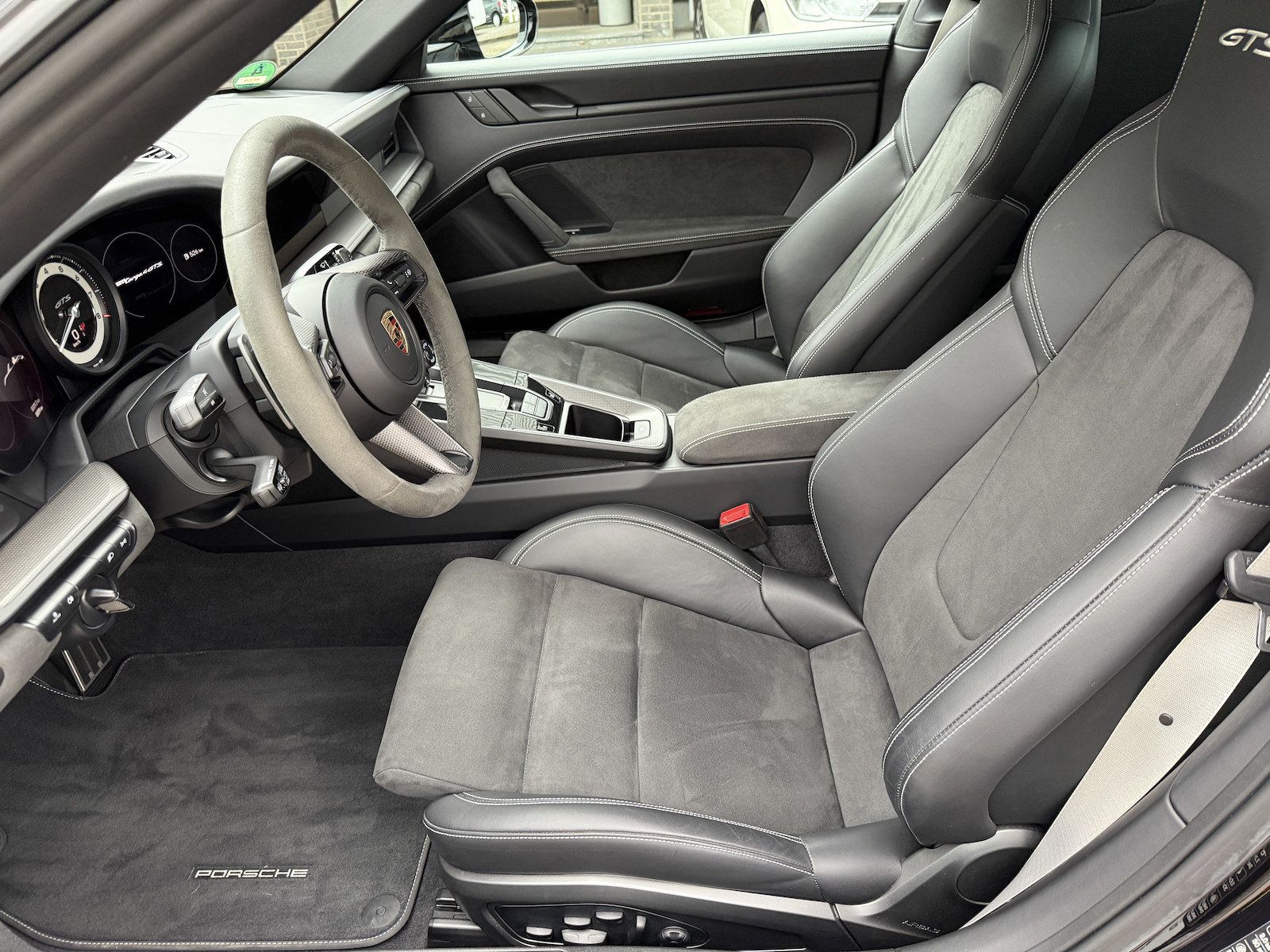 Porsche 992 911 Targa 4 GTS Matrix*Sportabg*BOSE*InnoDr