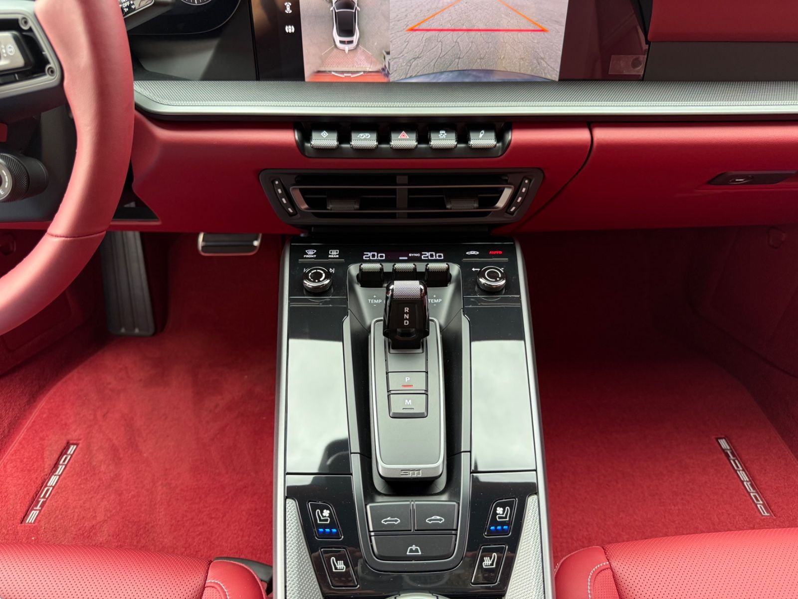 Porsche 911 992 CARRERA 4 CABRIOLET, SPORTABGAS, CHRONO