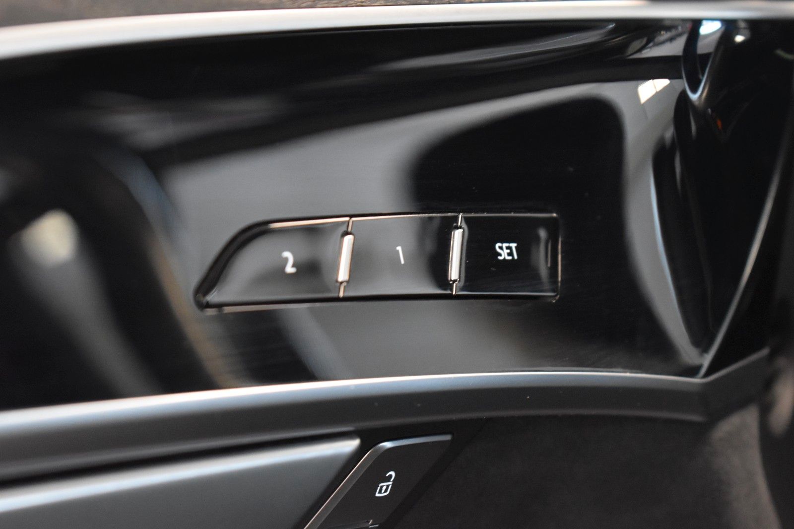 Audi A8 50 TDI quattro - Samsaru's Car Outlet