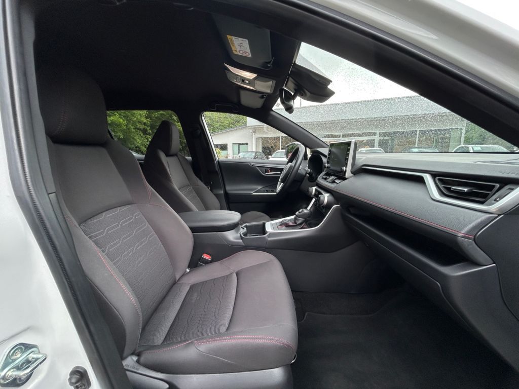 Toyota RAV 4 Plug-in Hybrid - Samsaru's Car Outlet