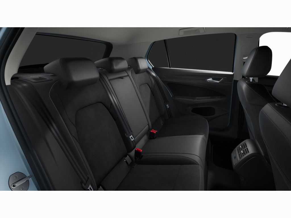 Volkswagen Golf VIII Style 1,5 l eHybrid DSG ACC PANO HUD