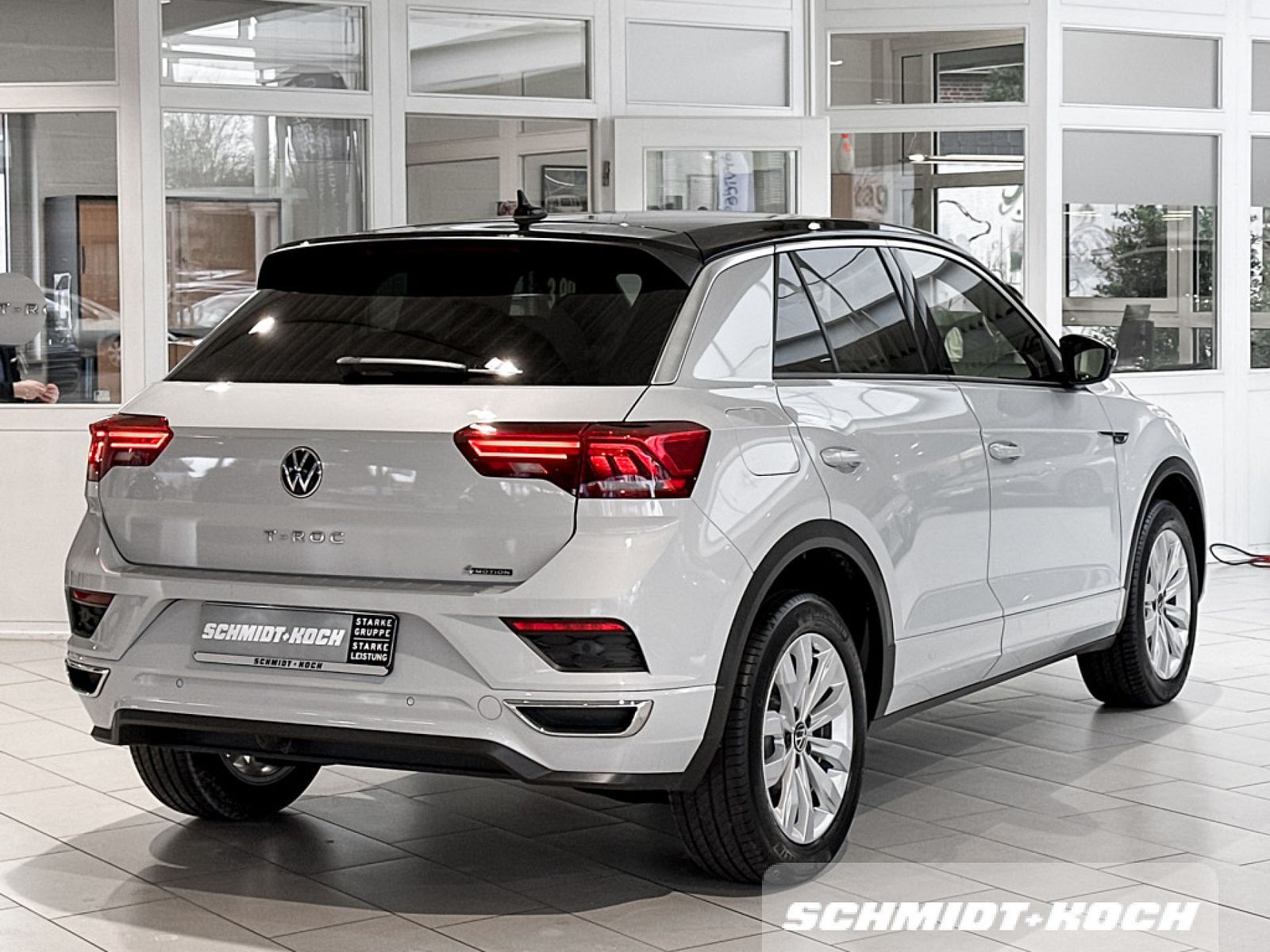 Volkswagen T-Roc 2.0 TDI Sport 4Motion - Samsaru's Car Outlet