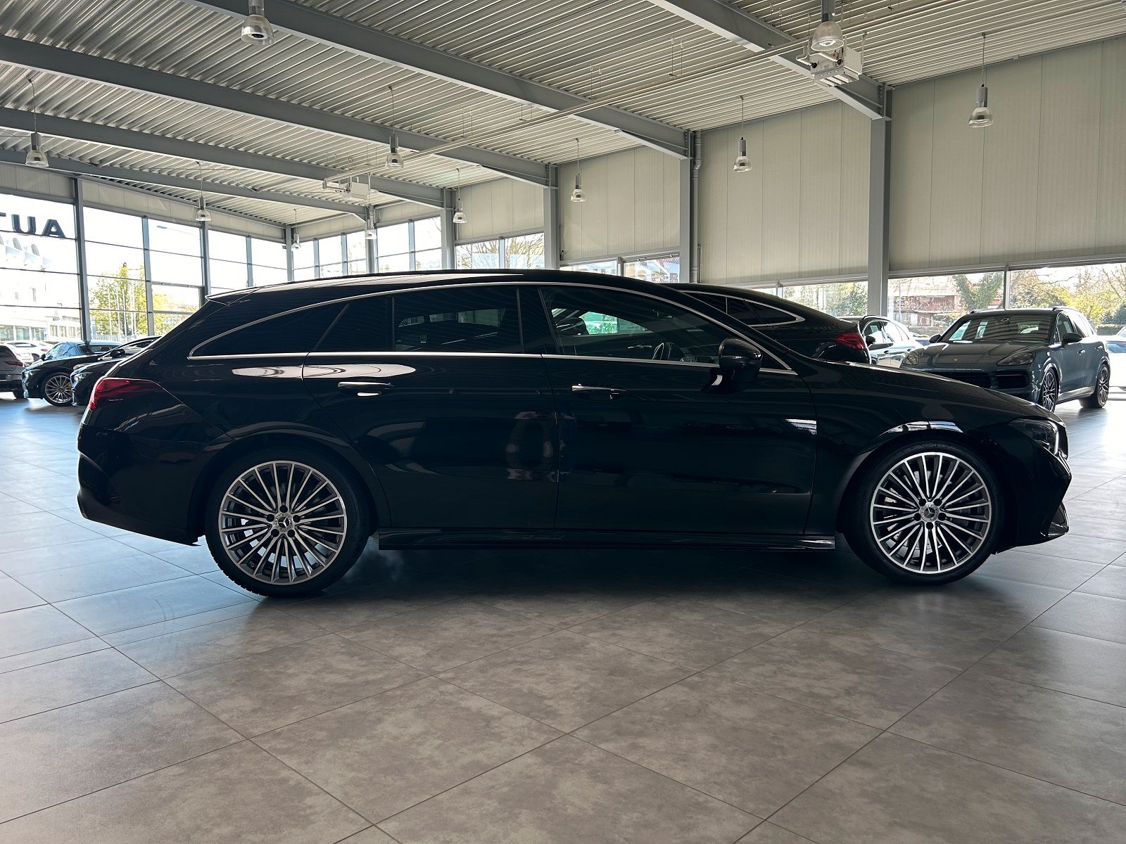 Mercedes-Benz CLA 250 Shooting Brake 4M AMG - Samsaru's Car Outlet