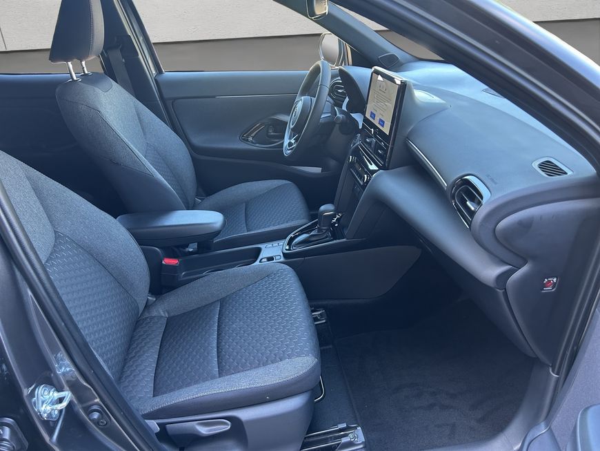 Toyota Yaris Cross Hybrid Teamplayer *Winter-Paket*Safe