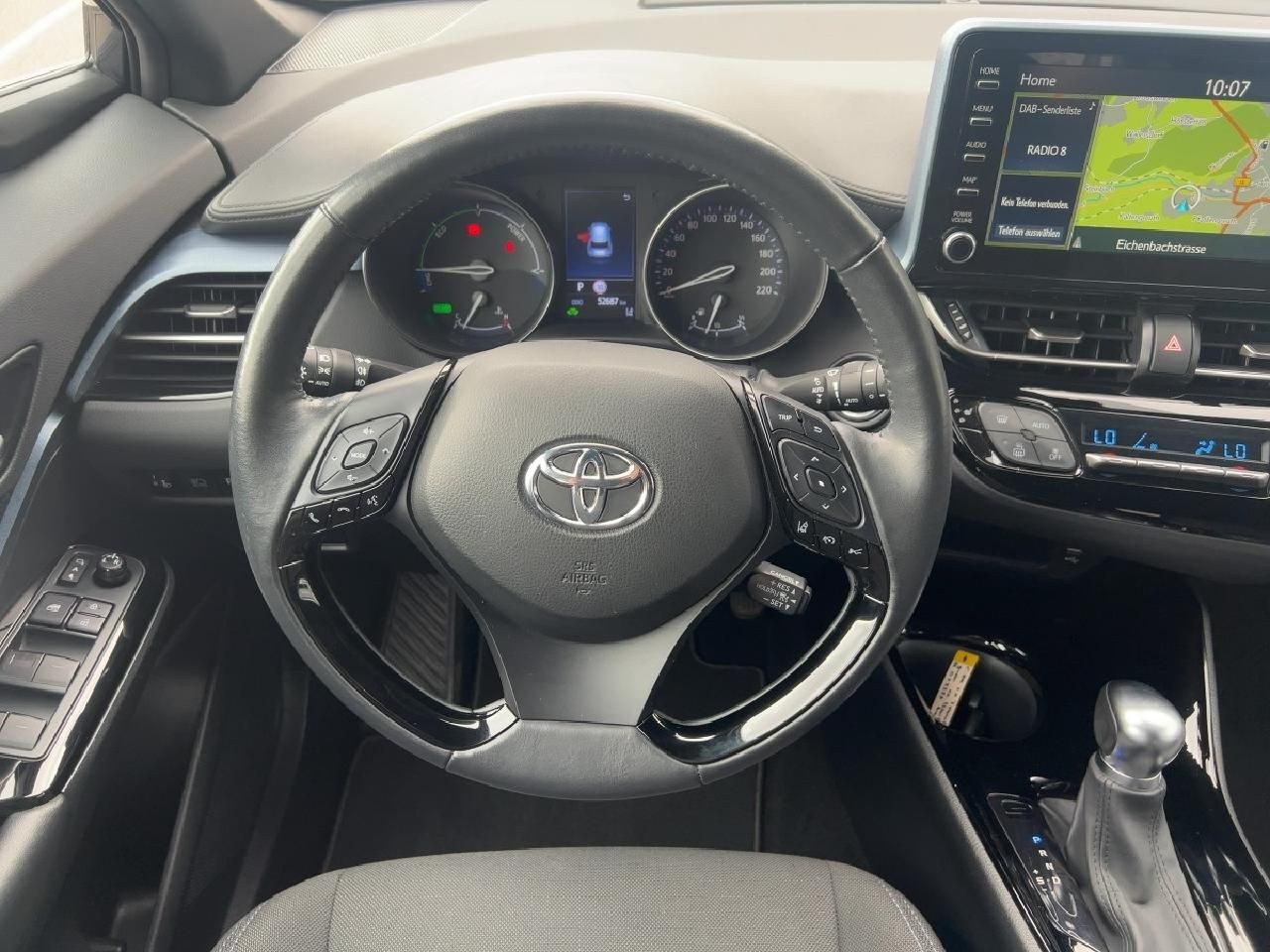 Toyota C-HR 2.0 Hybrid Team D - Samsaru's Car Outlet