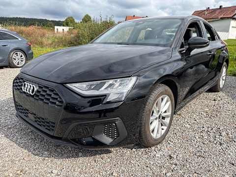 Audi A3 Limousine 30 TFSI S tronic Sitzh. PDC LED Kli