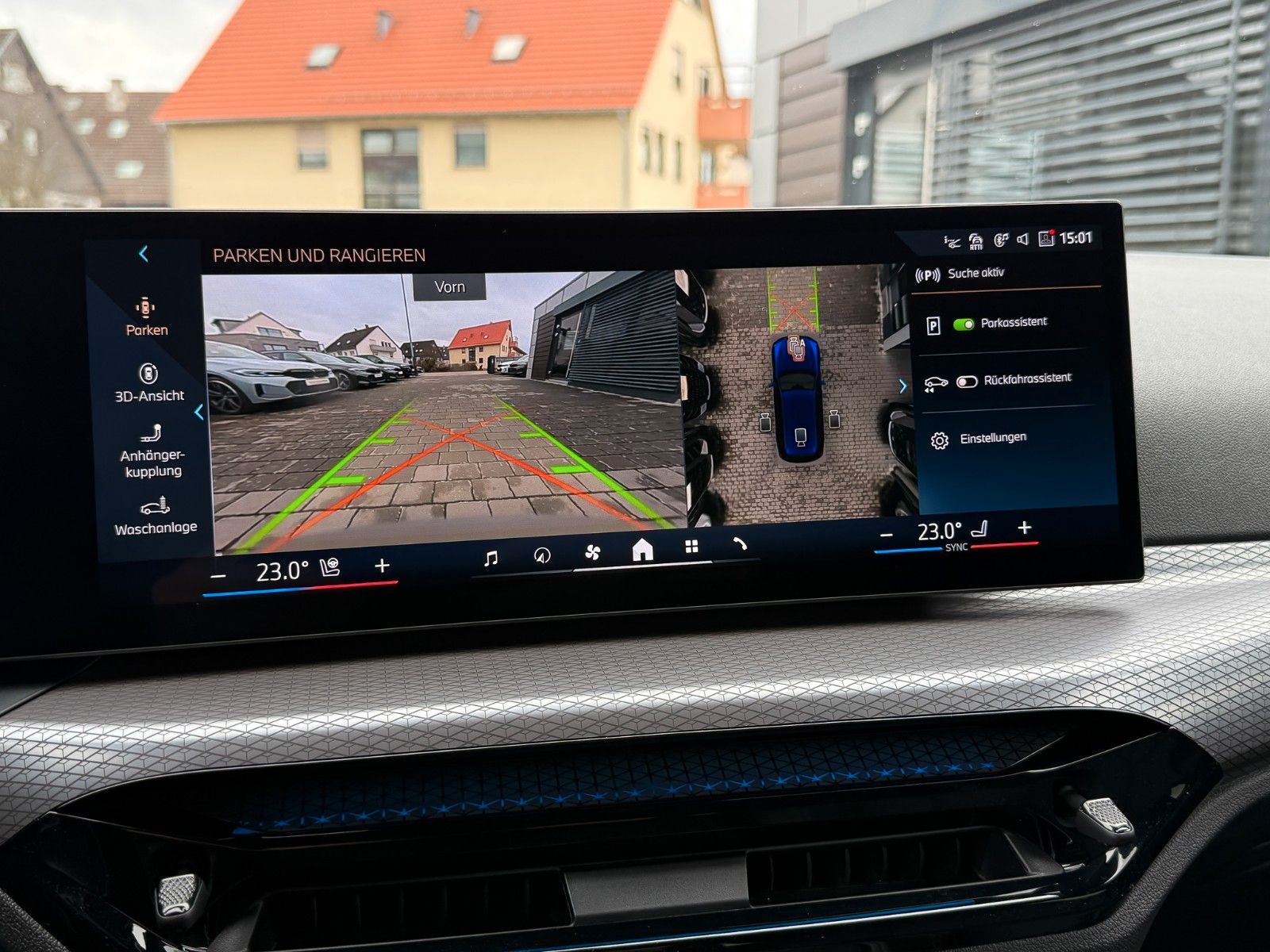 BMW 320d xD M Sport HuD AHK hifi StHzg 360° memory